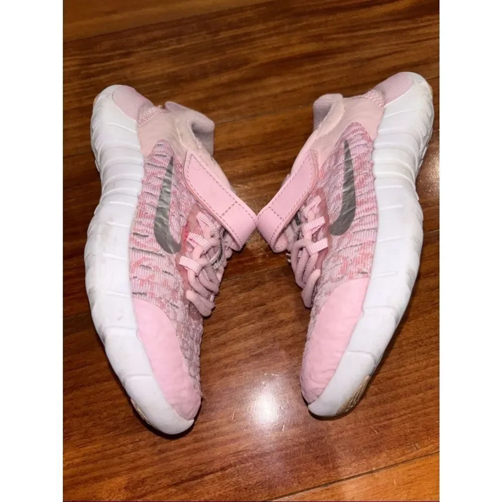 Nike Kids Pink and Silver Lightweight Athletic Sneakers size 11.5c